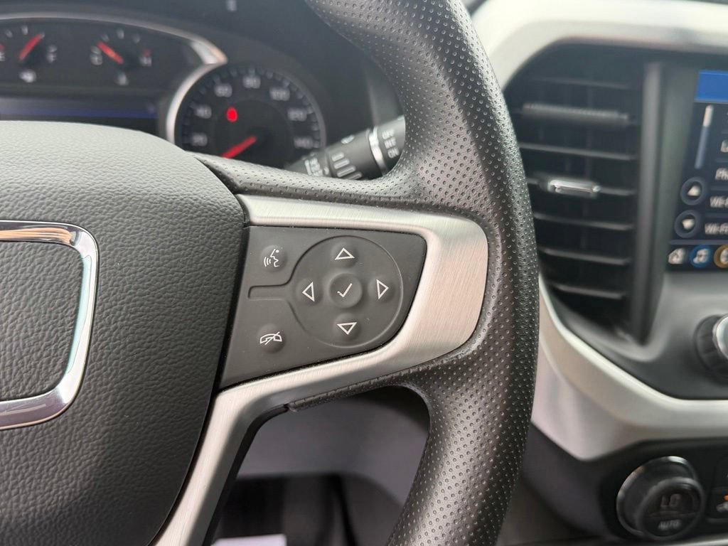 Used 2022 Summit White GMC SLE image 33