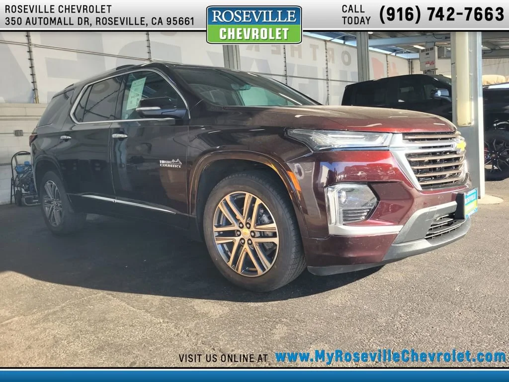 2023 Chevrolet Traverse AWD High Country's photo