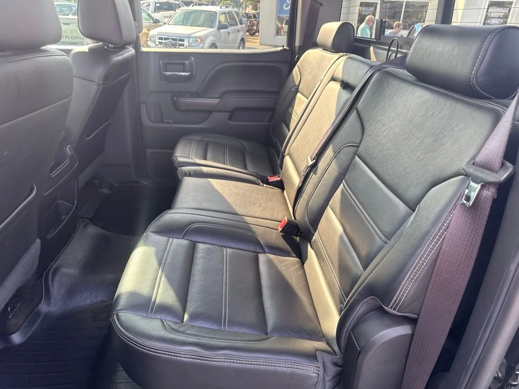Used 2017 Black GMC Denali image 29