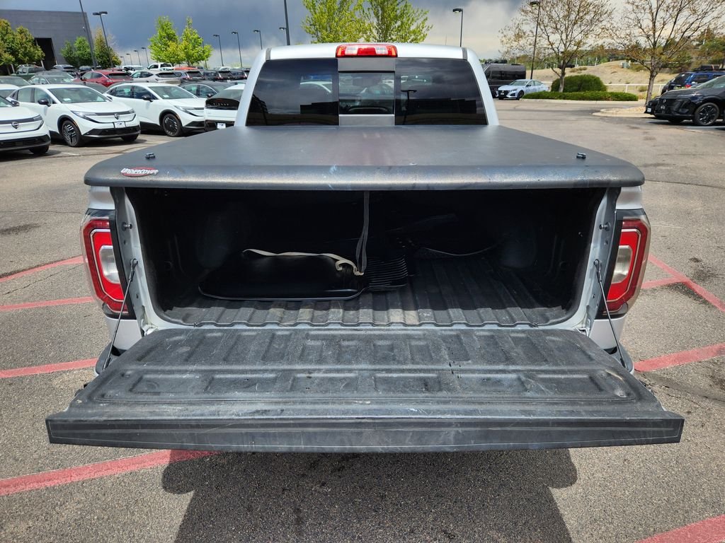 Used 2018 Silver GMC Denali image 13