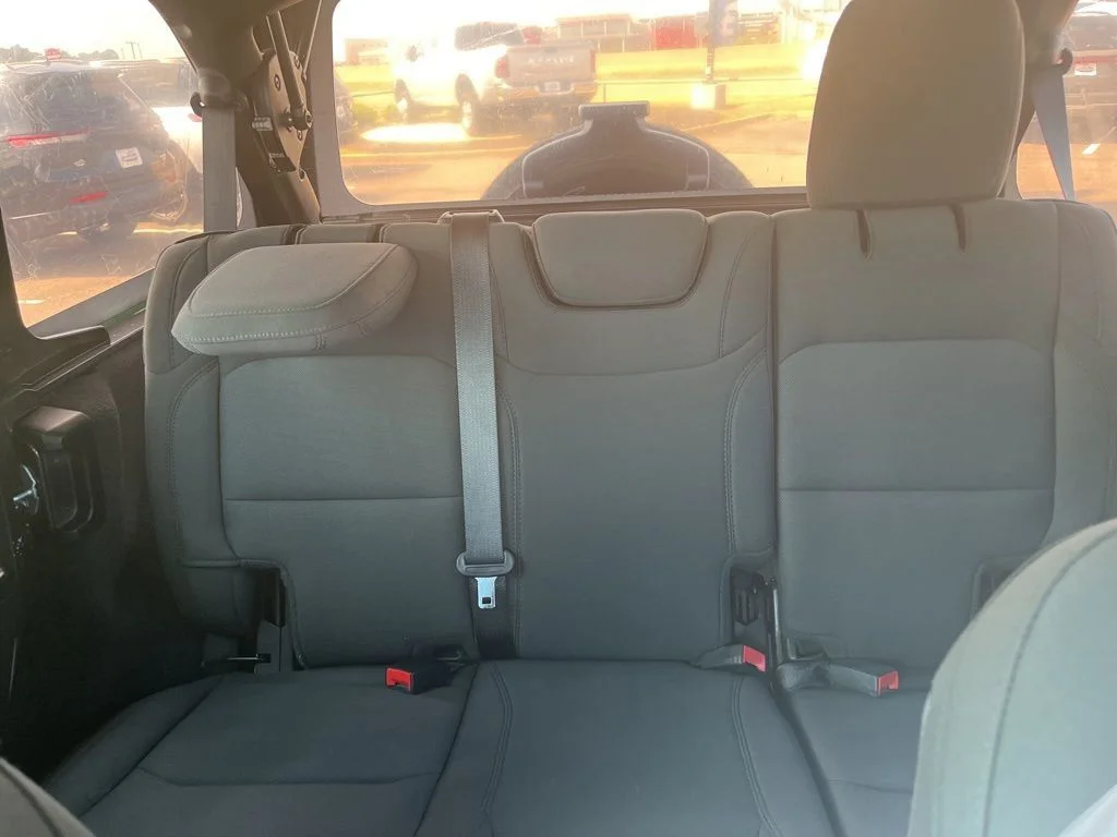 Used 2021 Gray Jeep Unlimited Sport S image 23