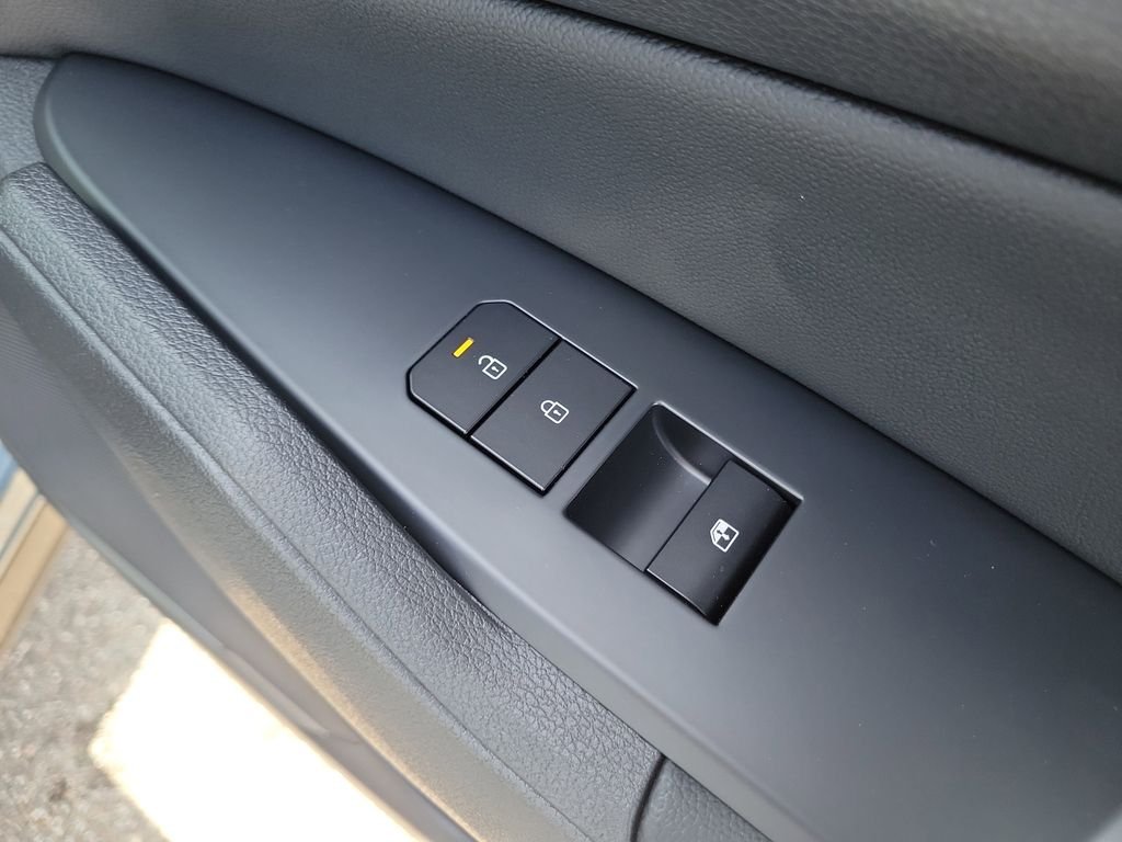 New 2026 Blue Kia X-Line image 11
