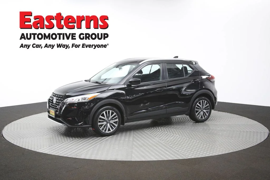 Used 2023 Black Nissan SV image 55
