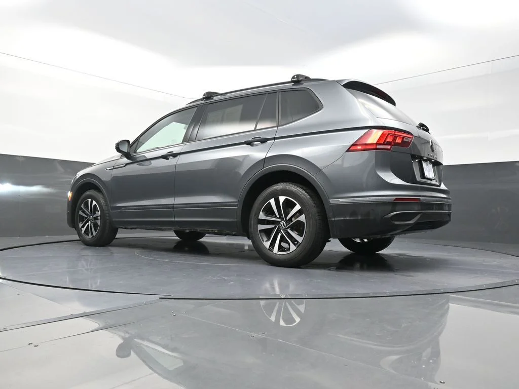 Used 2023 Gray Volkswagen 2.0T S image 27