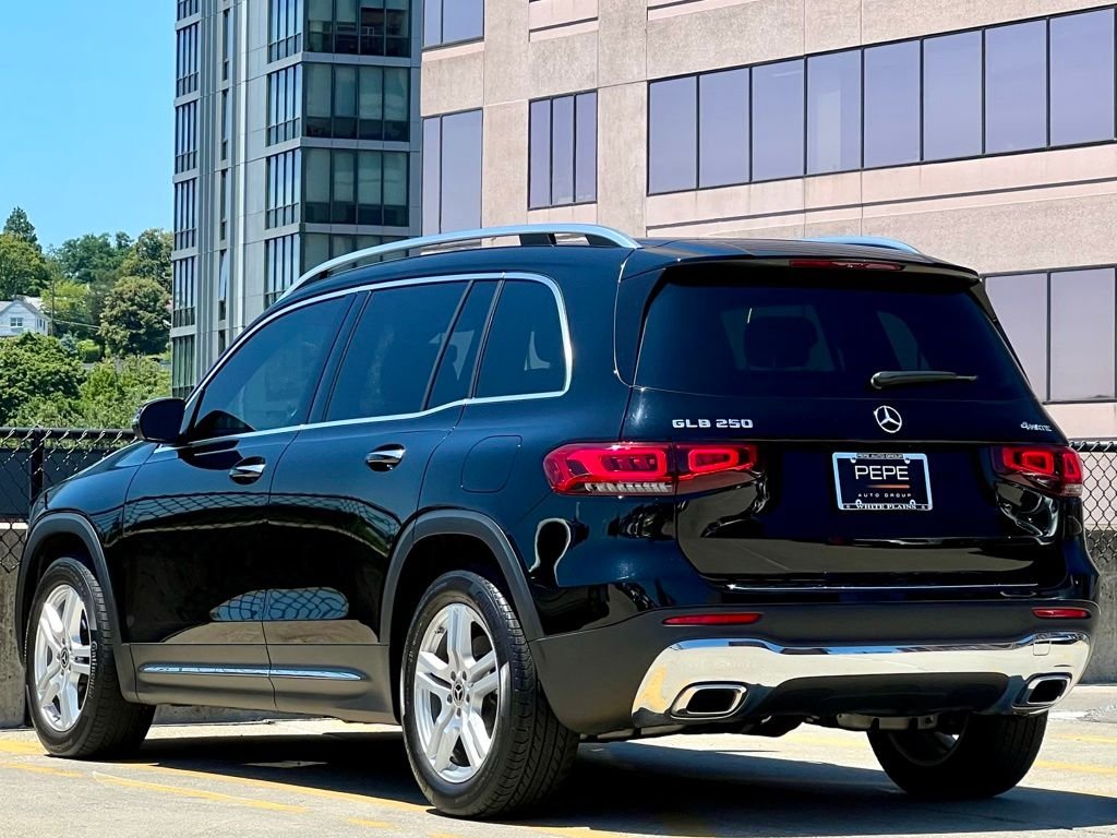 Certified Used 2023 Black Mercedes-Benz GLB 250 image 5