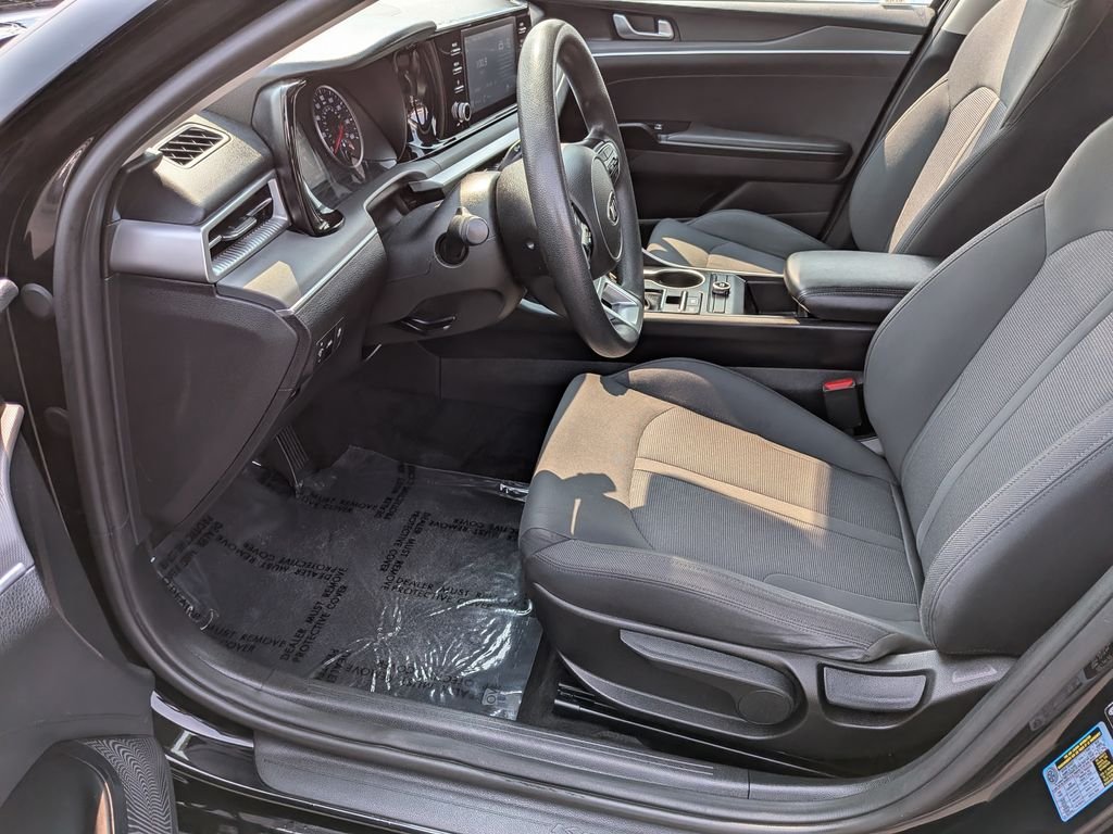 Used 2021 Ebony Black Kia LXS image 18