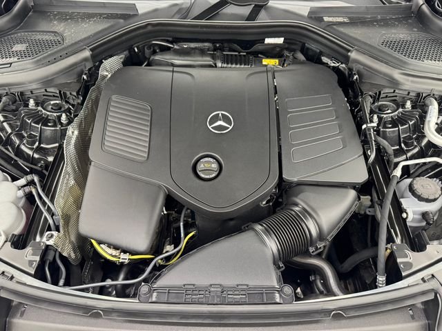 New 2026 Graphite Grey Metallic Mercedes-Benz GLC 300 image 14