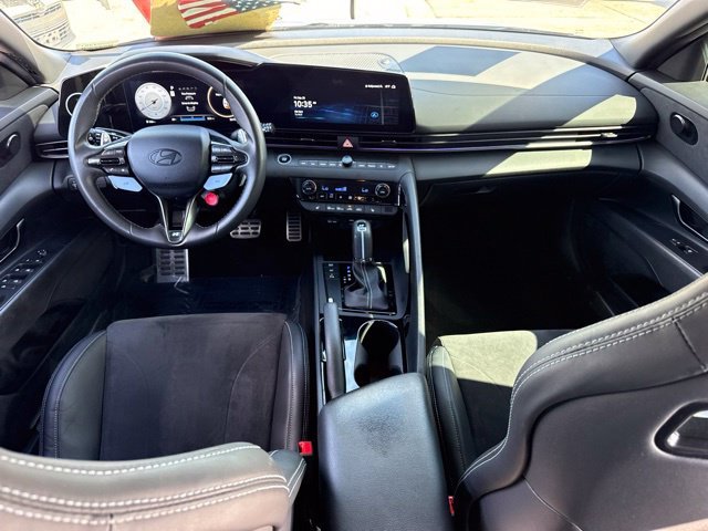 Used 2025 Blue Hyundai Base image 17