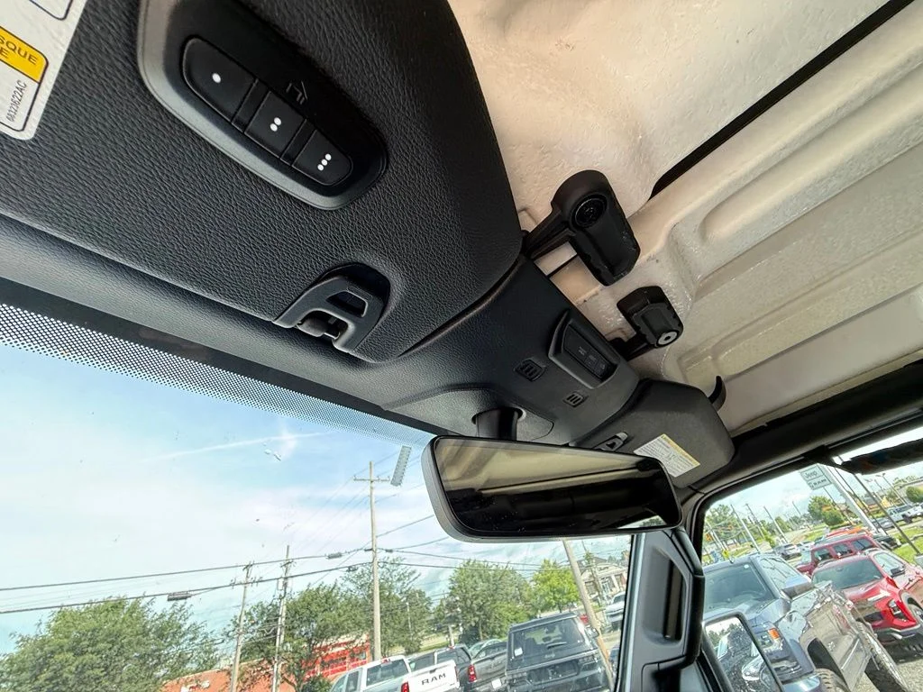 Used 2022 Silver Jeep Unlimited Sahara 4xe image 25