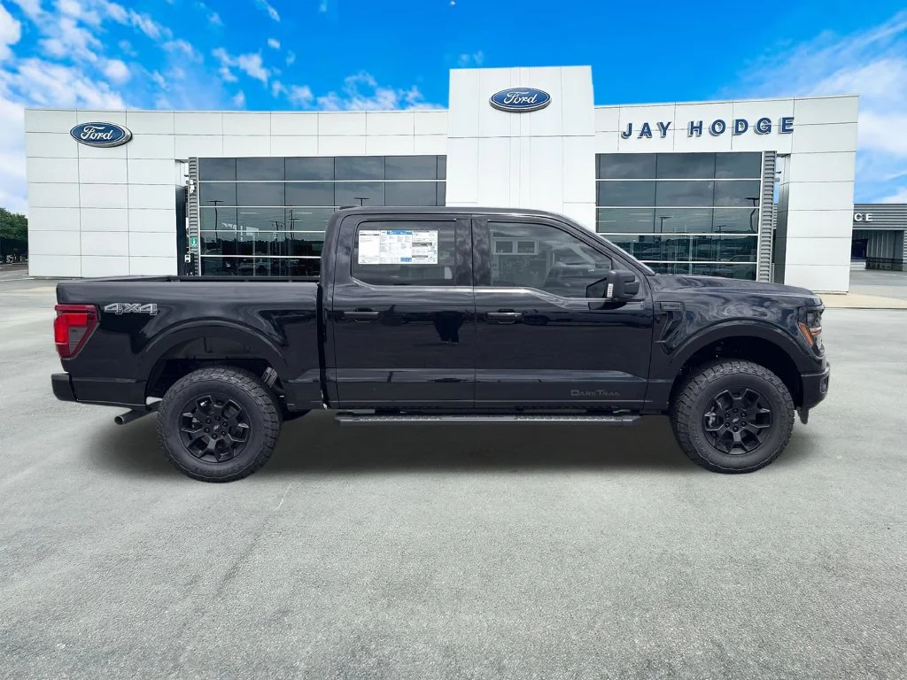 New 2026 Black Ford XLT image 7