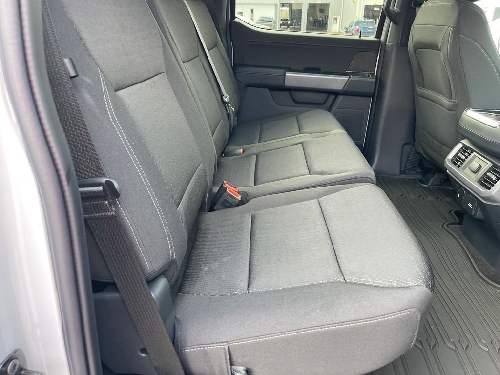 2025 Ford F-150 XLT - Photo 13