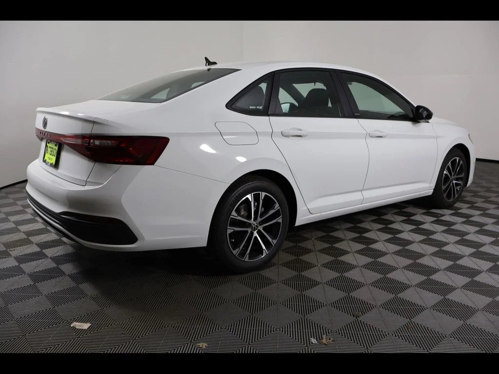 New 2026 White Volkswagen 1.5T Sport image 6
