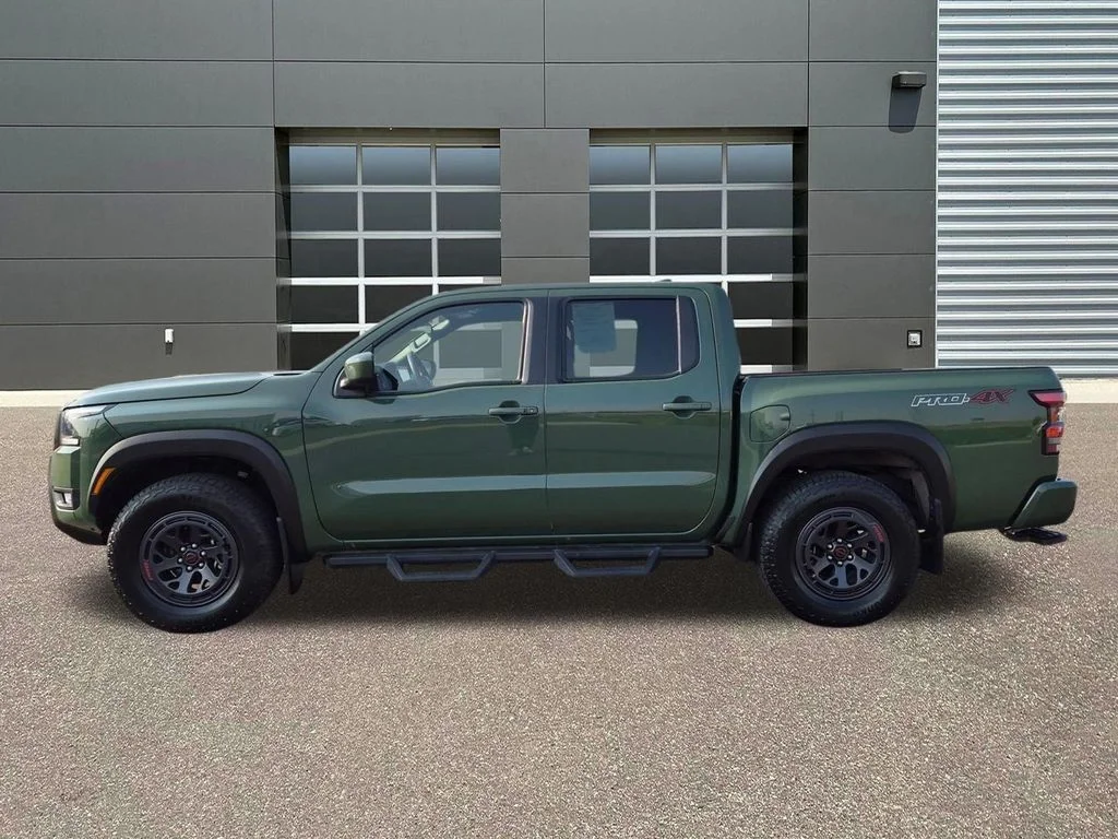 Used 2025 Tactical Green Metallic Nissan PRO-4X image 9