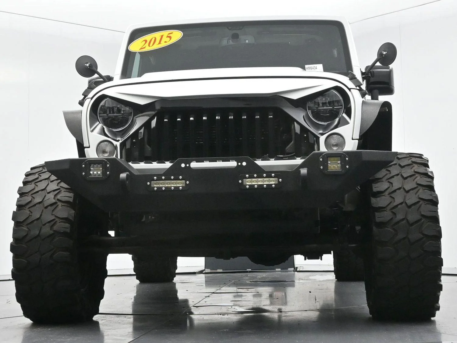 Used 2015 Bright White Clearcoat Jeep Altitude image 42