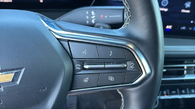 Used 2025 Gray Chevrolet LT image 23