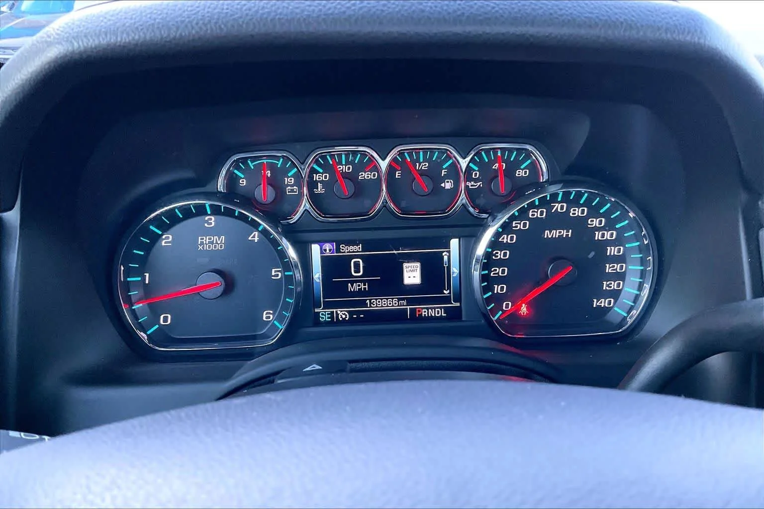 Used 2017 White Frost Tricoat GMC SLT image 24