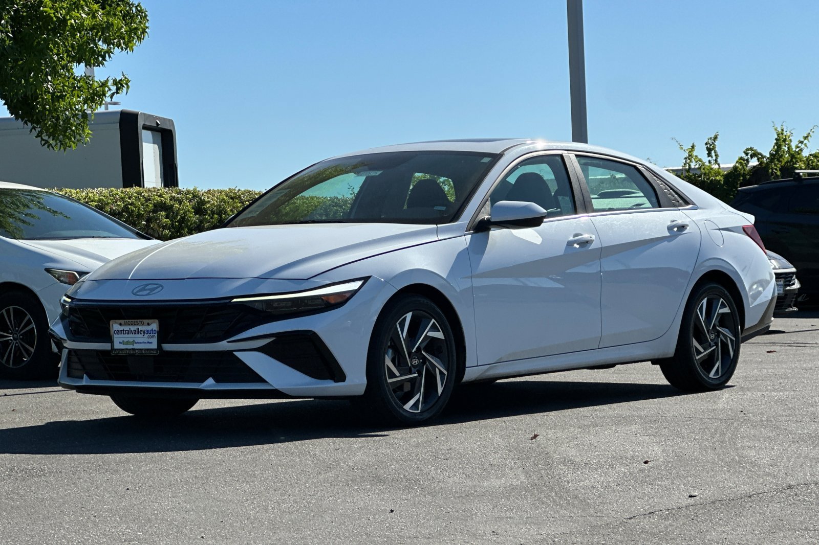 Certified Used 2025 Serenity White Hyundai SEL Convenience image 8