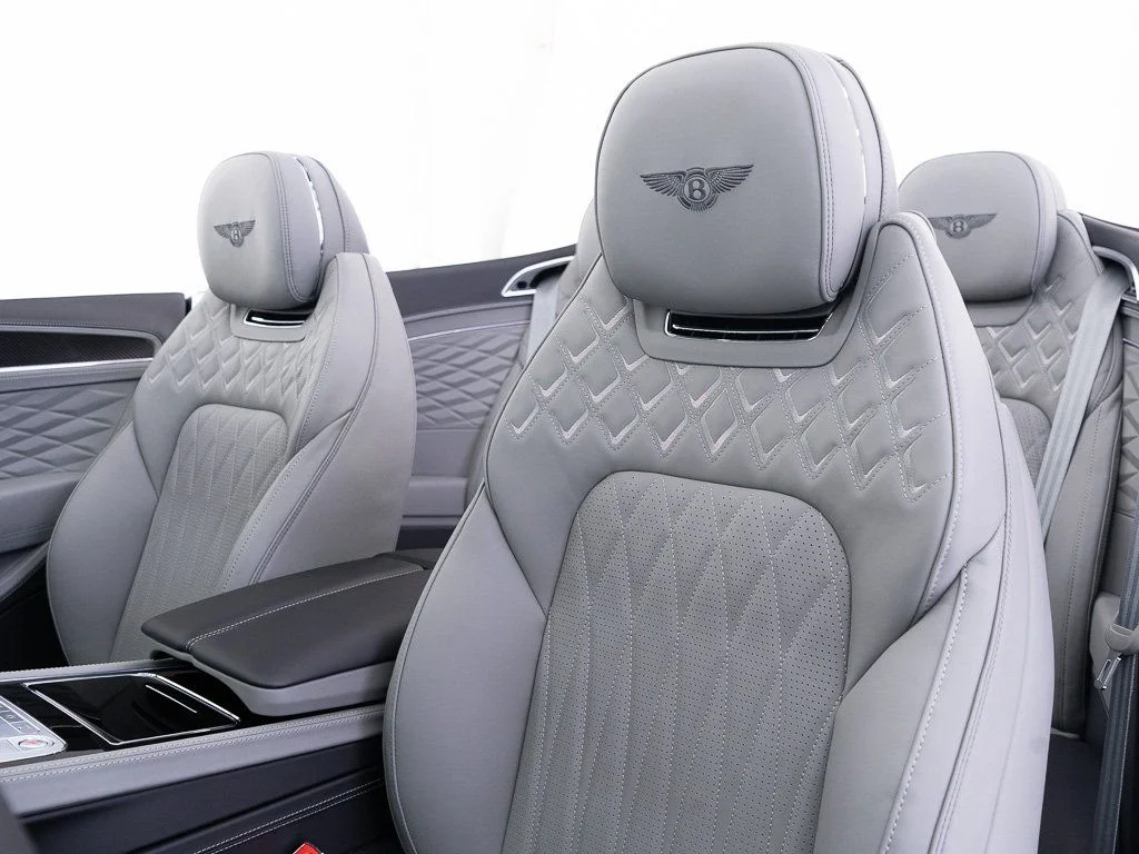 2026 Bentley Continental GTC Azure - Photo 24