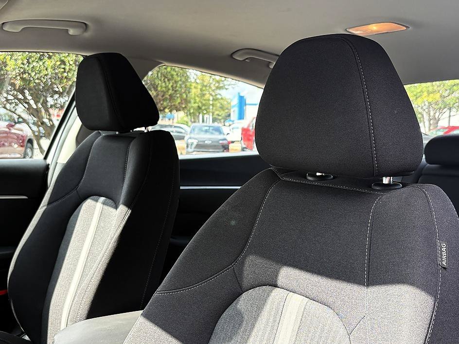 Used 2025 Aero Silver Hyundai SEL image 18