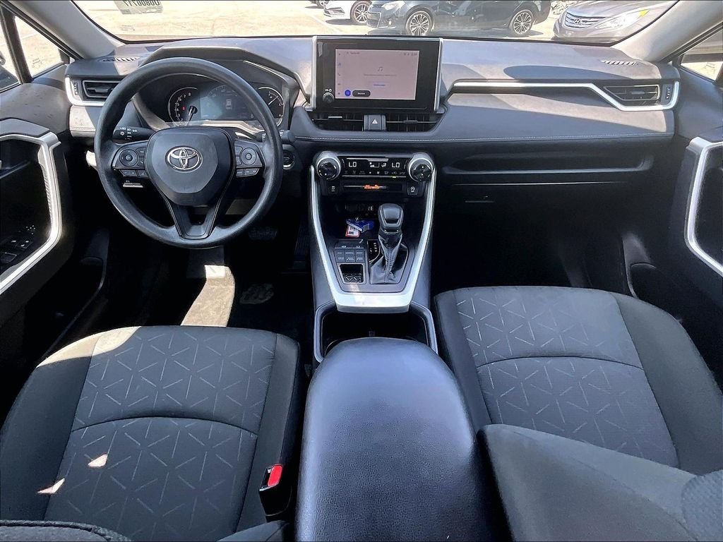 Used 2025 Silver Toyota XLE image 21