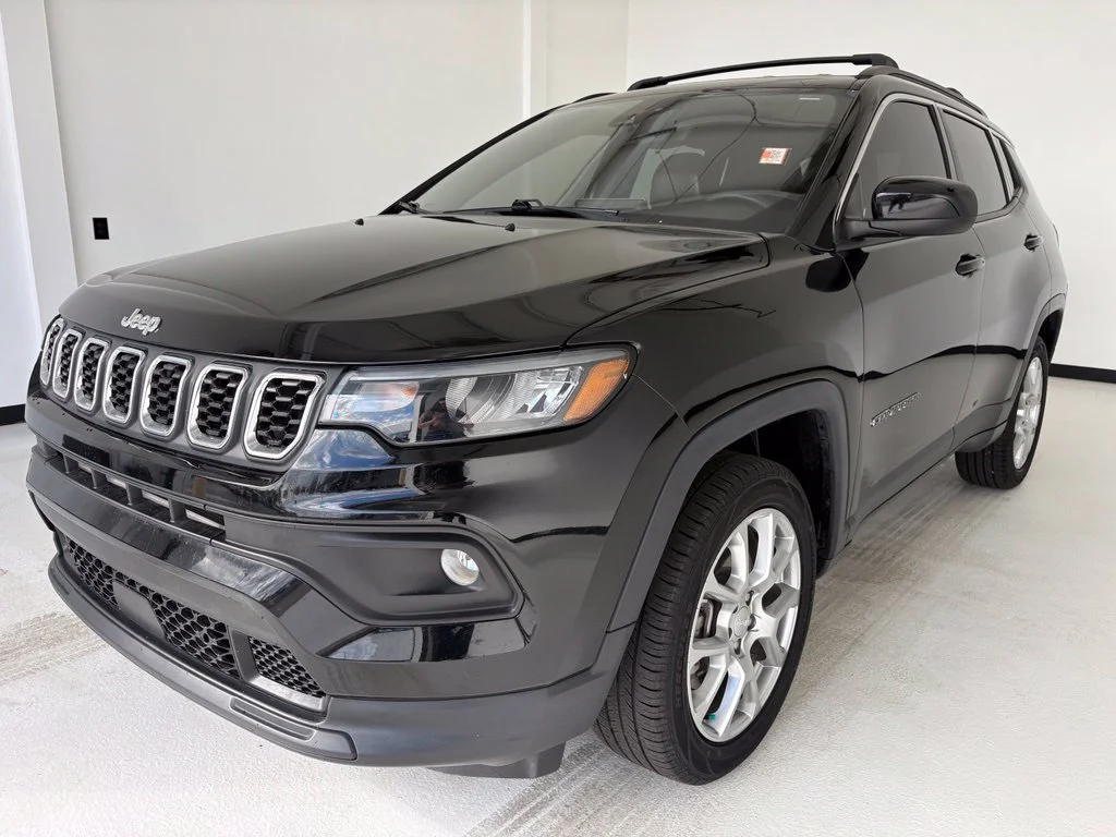 Used 2024 Black Jeep Latitude Lux image 14