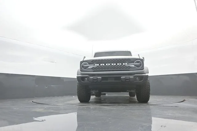 New 2026 Avalanche Gray Ford Badlands® image 34