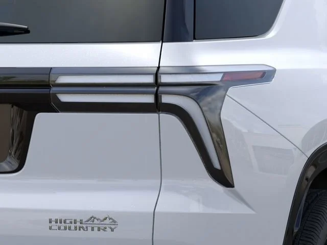 New 2026 Polar White Tricoat Chevrolet High Country image 11