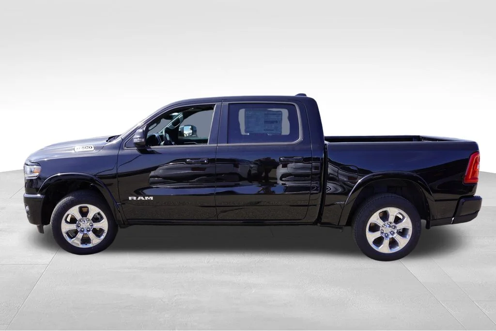 New 2026 Diamond Black Crystal Pearl-Coat Exterior Paint RAM Big Horn image 7