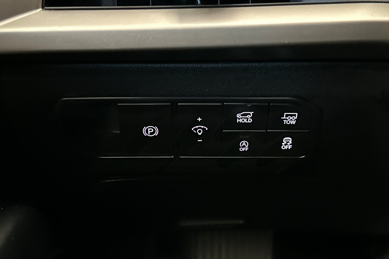 Used 2027 Black Kia S image 32