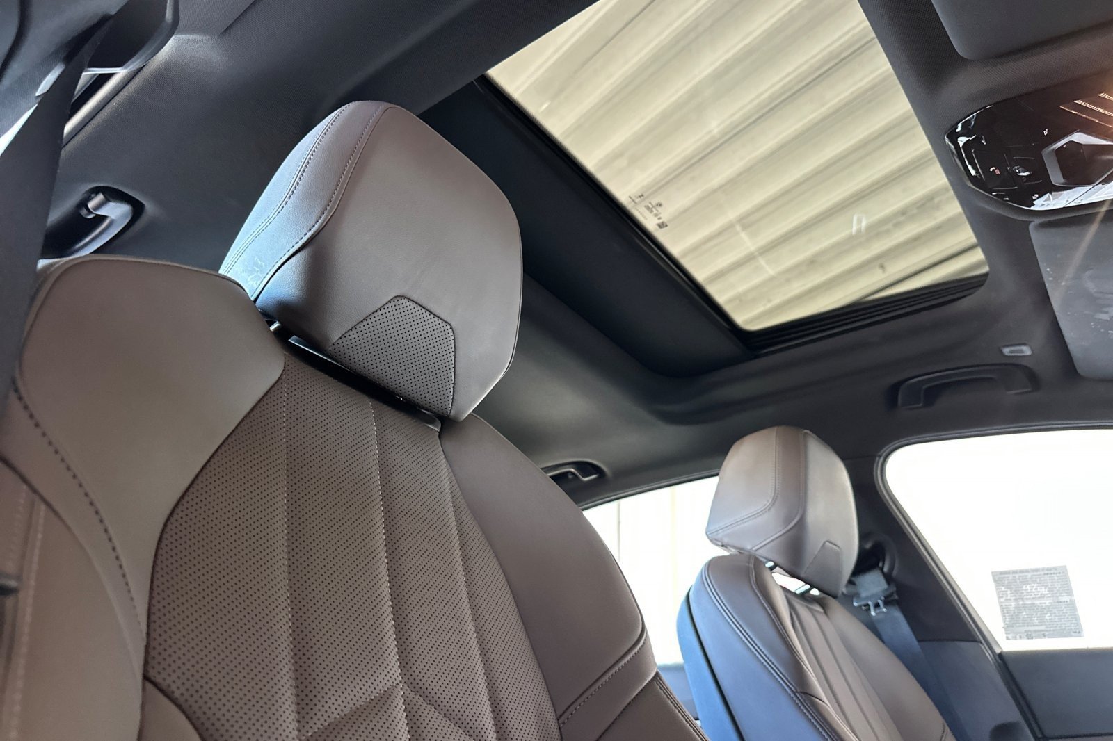 Used 2025 Tanzanite Blue II Metallic BMW 530i xDrive image 15