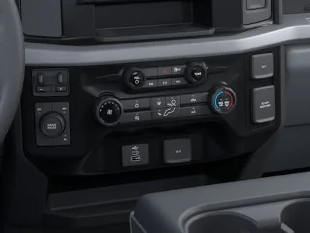 New 2026 Oxford White Ford F-350® XLT image 37