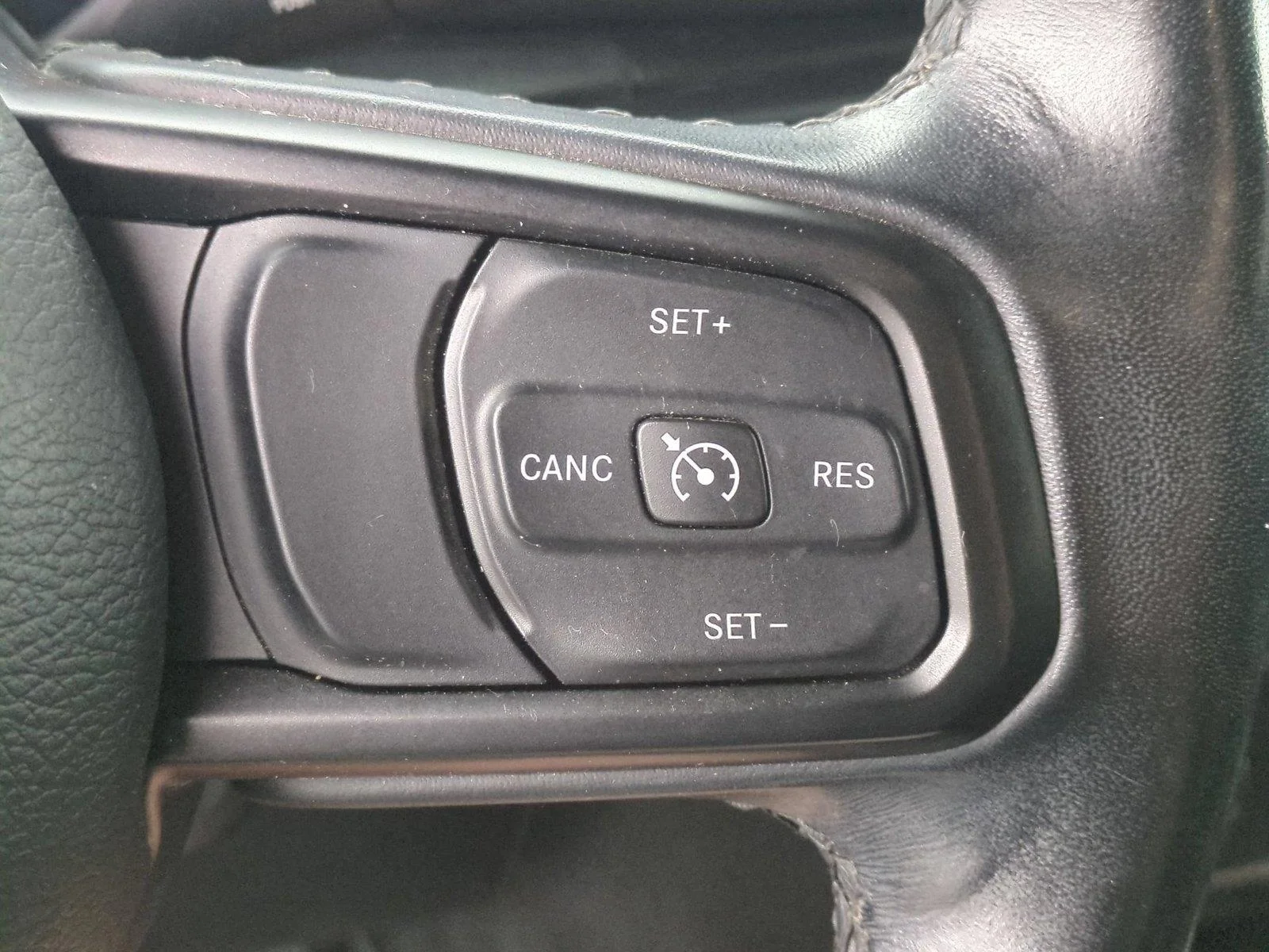 Used 2021 Granite Crystal Metallic Clearcoat Jeep Unlimited Sport S image 20
