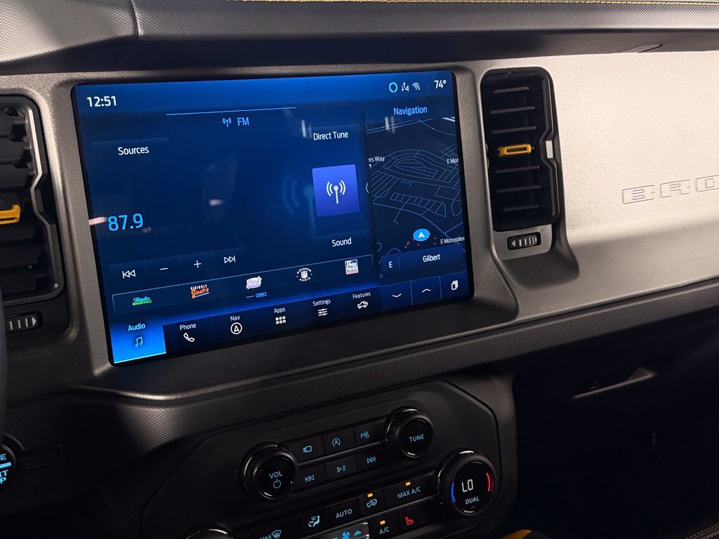 Used 2024 Gray Ford Badlands image 18