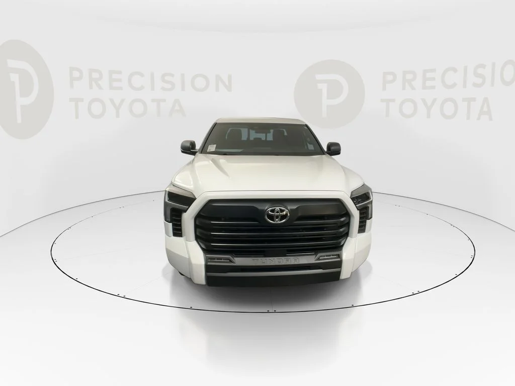 New 2026 Ice Cap Toyota SR5 image 4