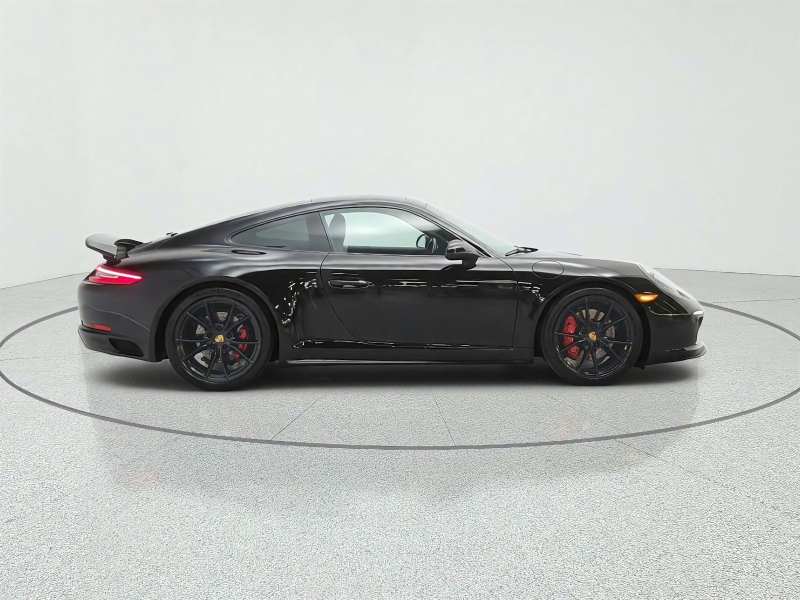 Used 2019 Black Porsche Carrera 4S image 4