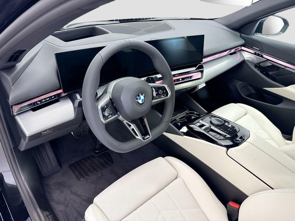 Used 2027 Black Sapphire Metallic BMW 530i image 10