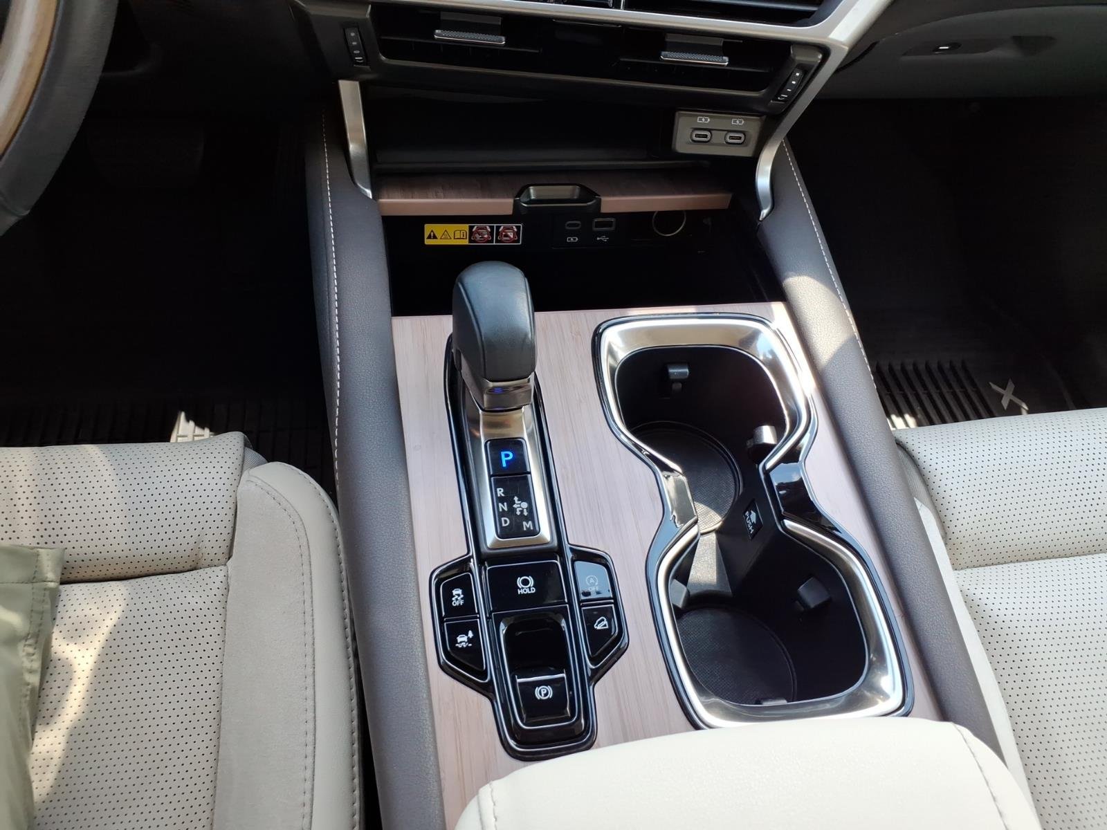 Certified Used 2023 Iridium Lexus Luxury image 15
