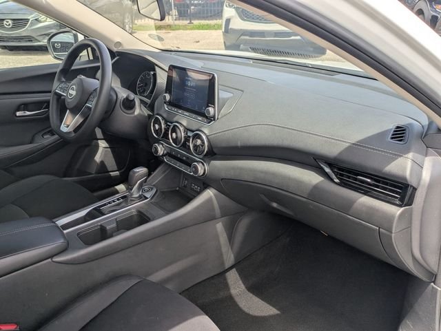 Used 2024 White Nissan SV image 29