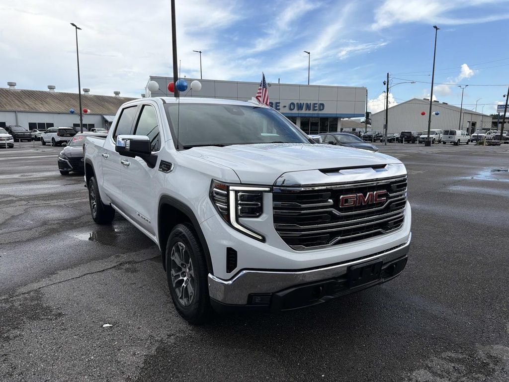2025 GMC Sierra 1500 SLT