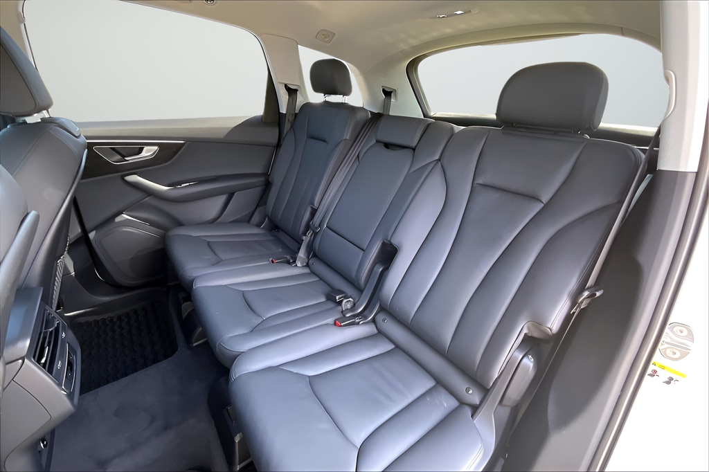 Certified Used 2022 Carrara White Audi 55 Premium image 18