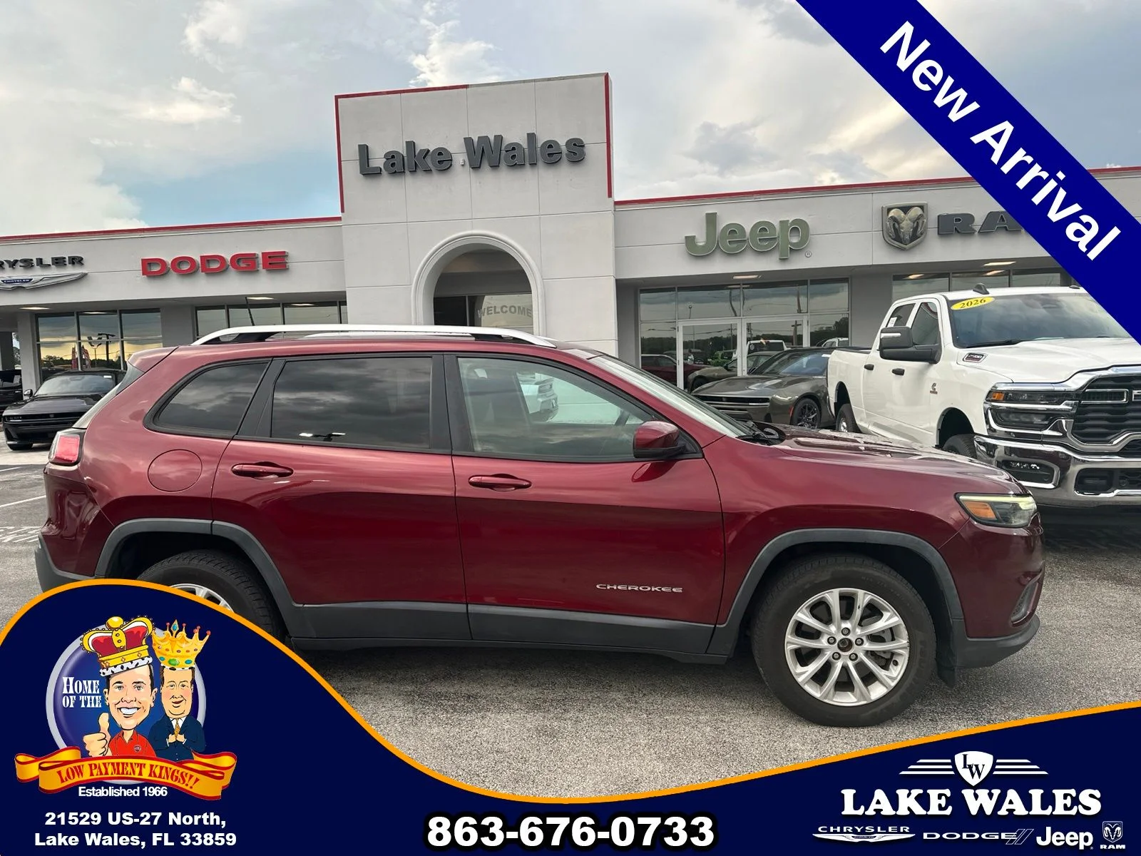 Used 2021 Red Jeep Latitude image 2