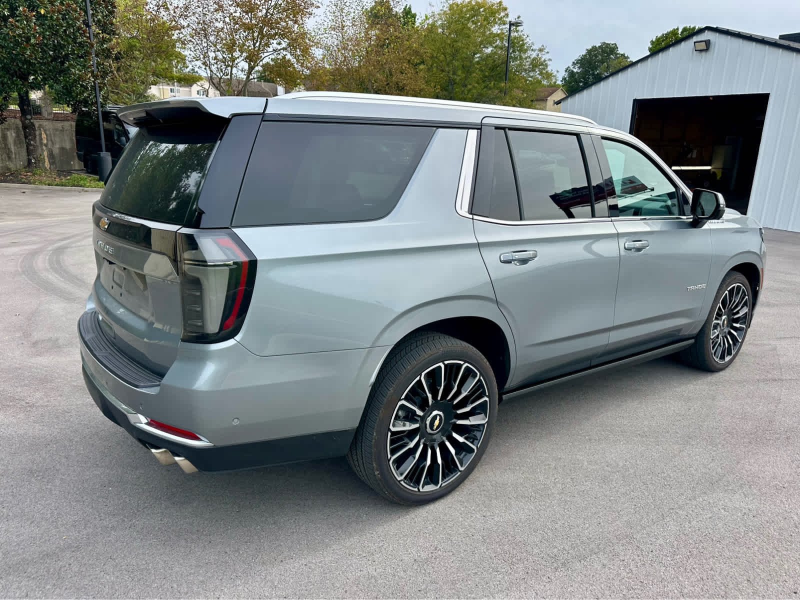 Used 2025 Sterling Gray Metallic Chevrolet High Country image 5