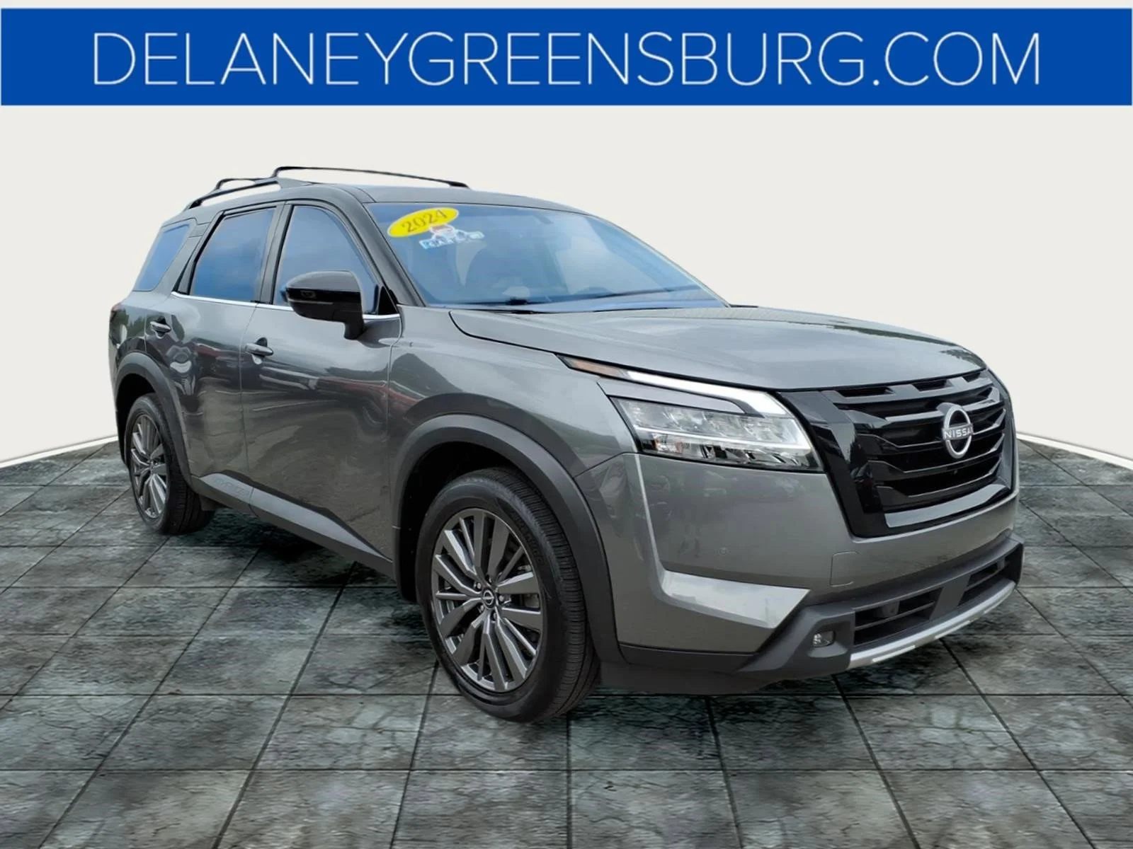 2024 Nissan Pathfinder SL 4WD's photo