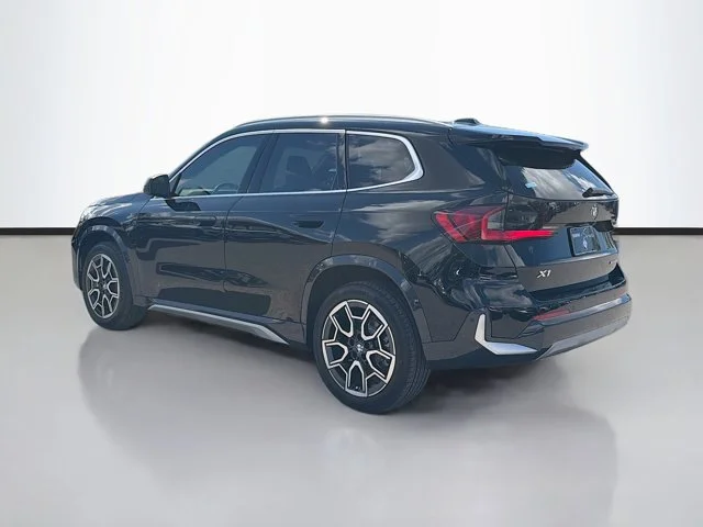 New 2026 Jet Black BMW xDrive28i image 6