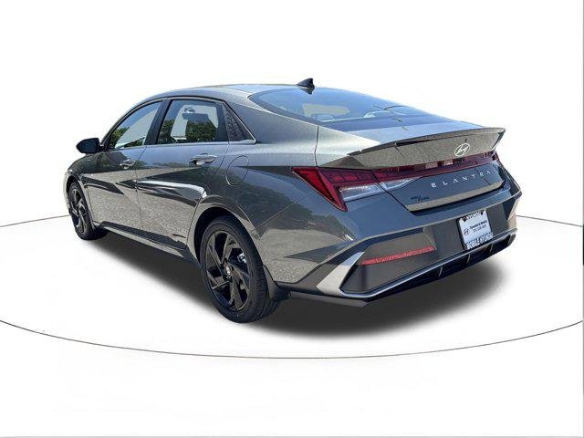 New 2026 Amazon Gray Hyundai SEL Sport Premium image 5