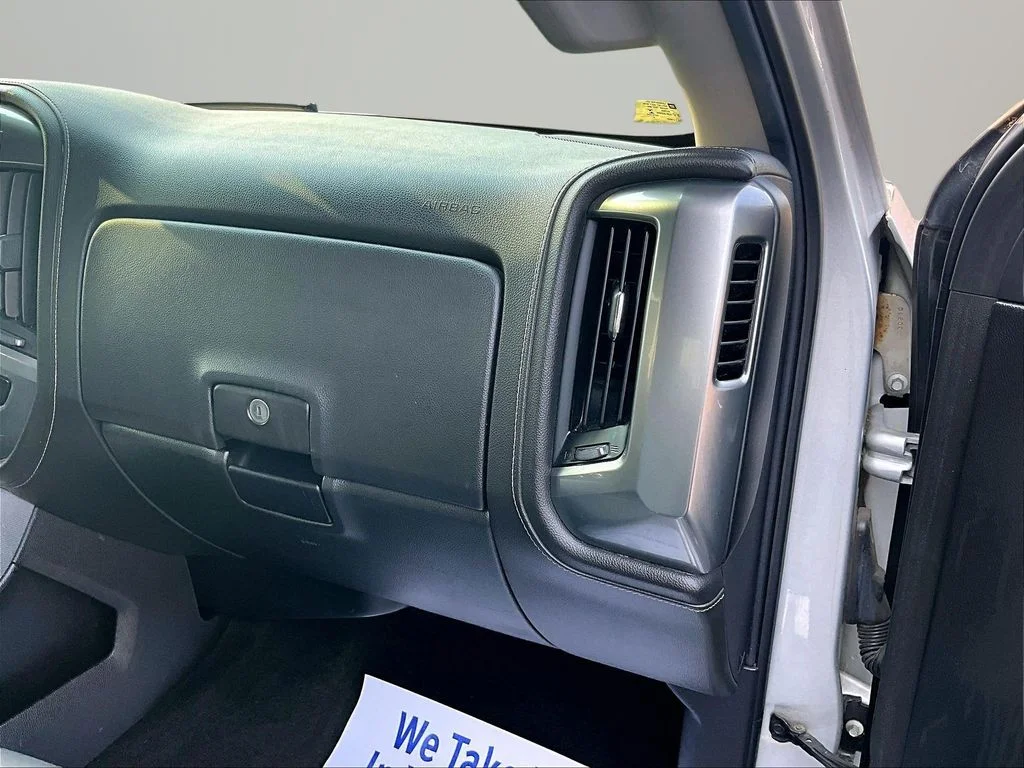 Used 2017 Silver Chevrolet LTZ image 16