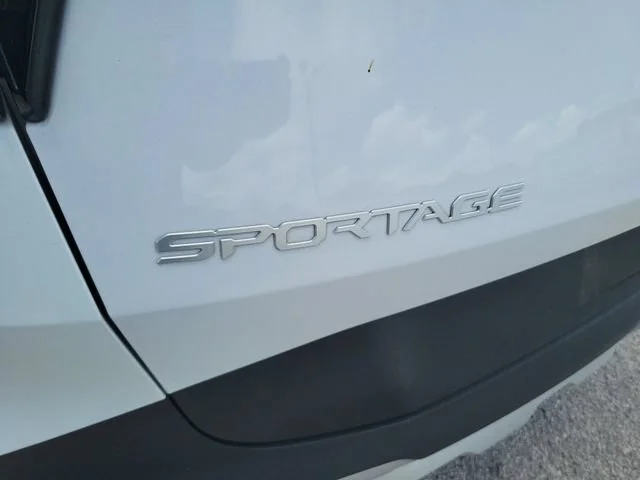 Used 2024 White Kia EX image 9