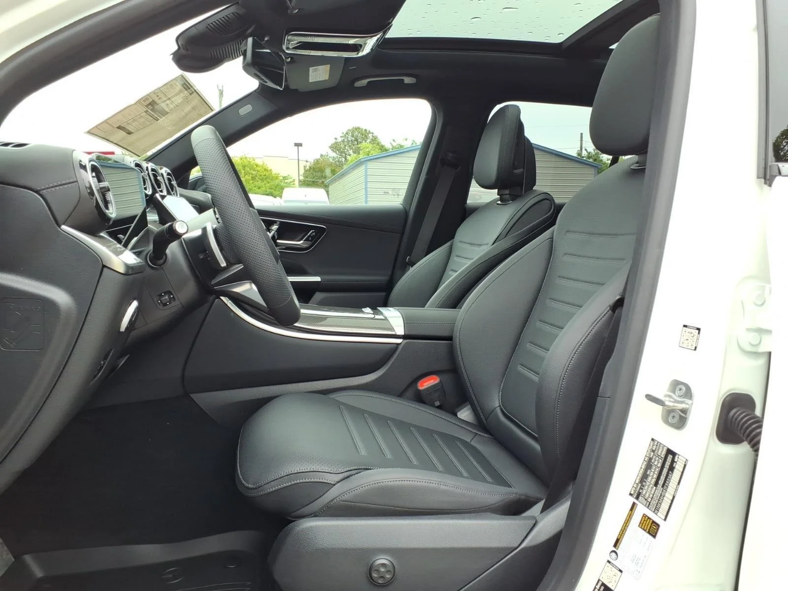 New 2026 WHITE Mercedes-Benz GLC 300 image 14