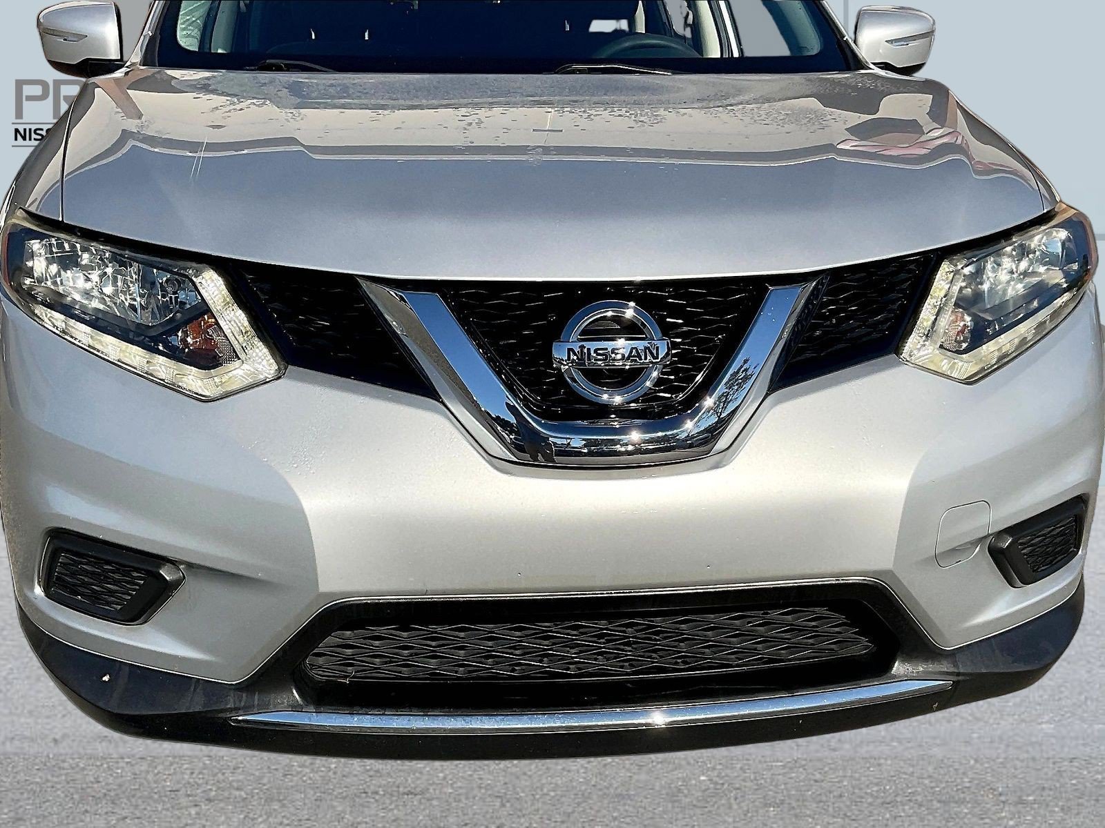 Used 2015 Silver Nissan S image 34