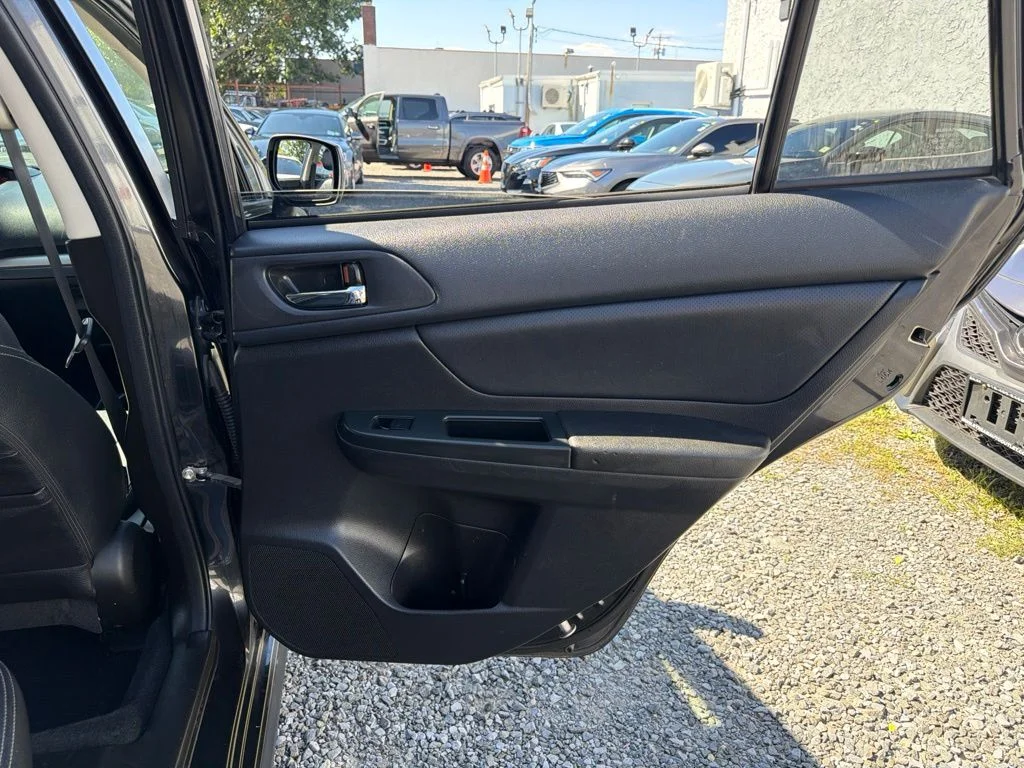 2014 Subaru XV Crosstrek Limited - Photo 17